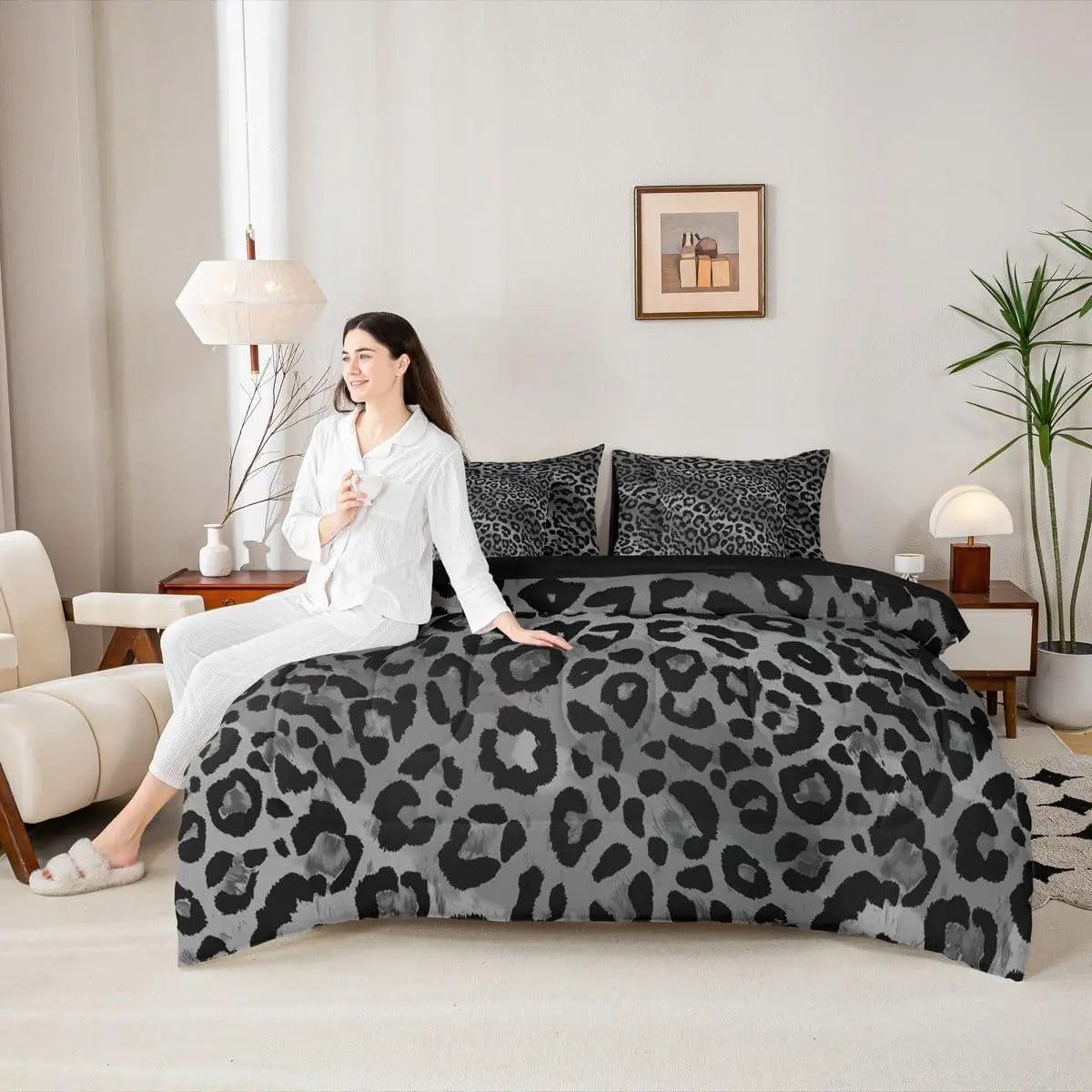 Feelyou Multi-Size 7-Piece Leopard Print Cheetah Print Bed Set, Animal Theme Soft Lightweight Microfiber Bedding Set with Sheets, Wild Safari Pattern Comforter for Bedroom Decor,sohochic
