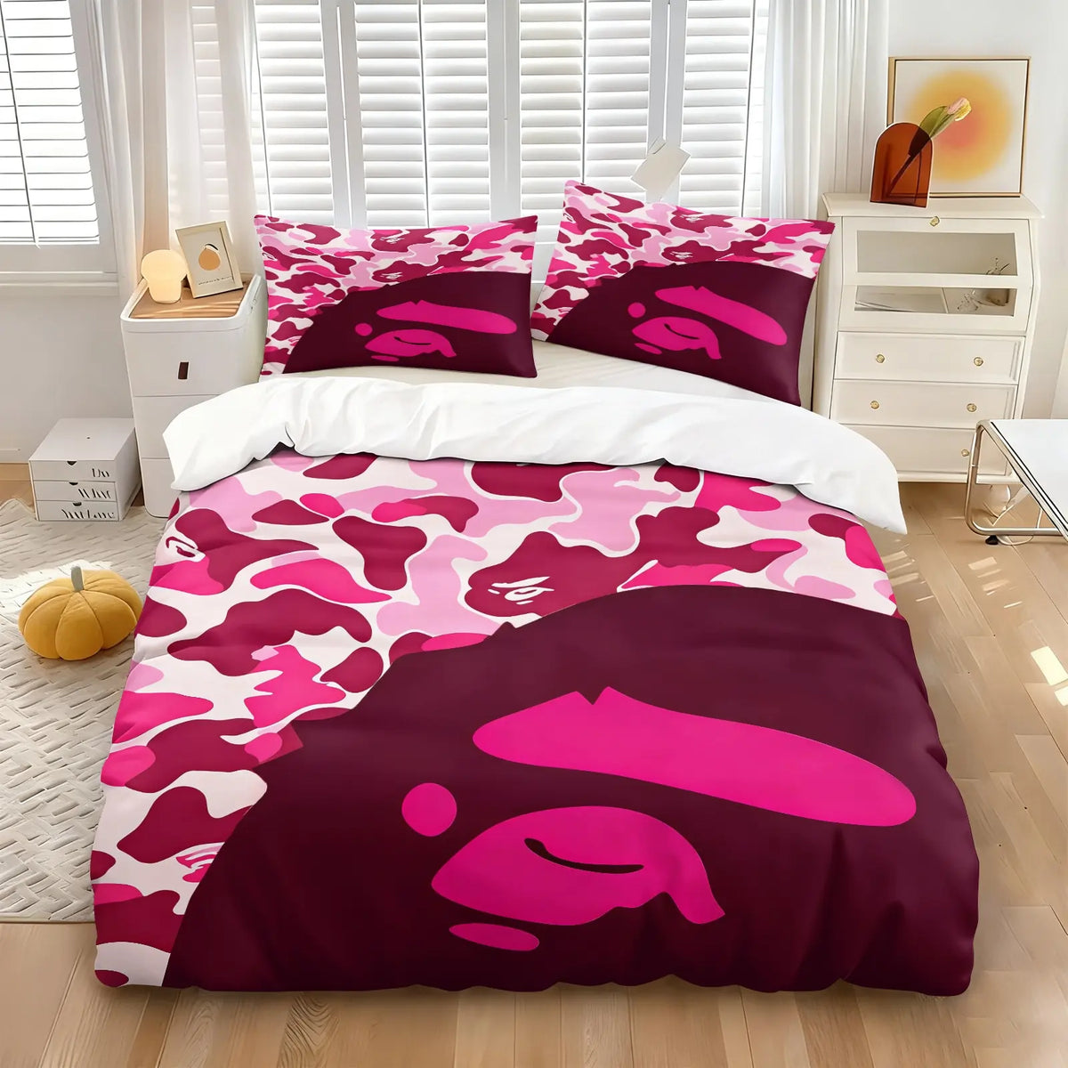 Black Grey Abstract Camo Silhouette Print Duvet Cover Set, Includes 1 or 2 Pillowcases, Dark Tone Street Style Camouflage Pattern Bedding Set All Size, Durable Soft Breathable Fabric Duvet, Bedroom Gift For Street Fashion Lovers