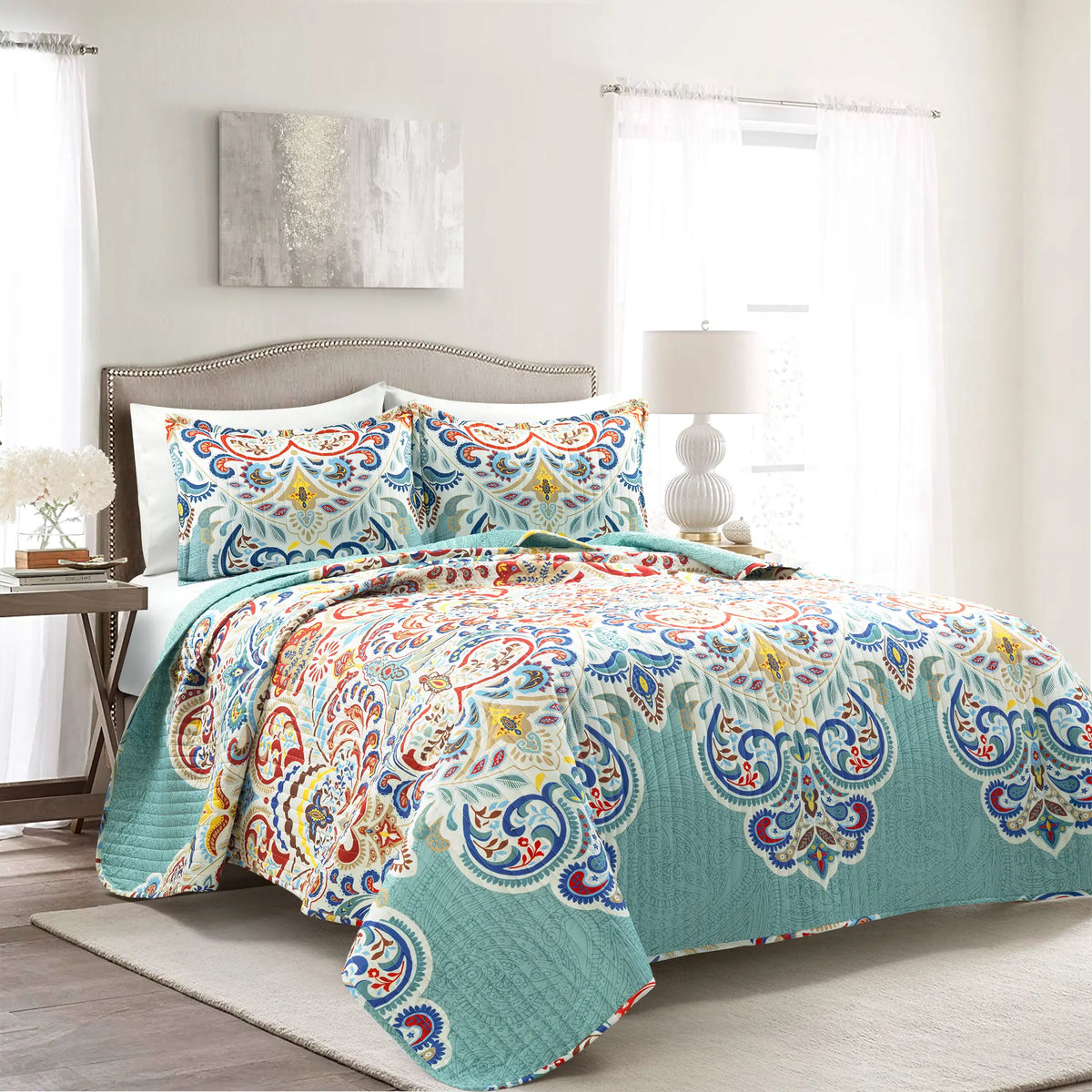 Lush Decor Bohemian Cotton Blend Quilt Set - 3-Piece Full/Queen/King Bedding Set, Vibrant Jewel Tones Print, Shabby Chic Quilted Design, Modern Bright Front, Calm Reverse, for Bedroom Decor