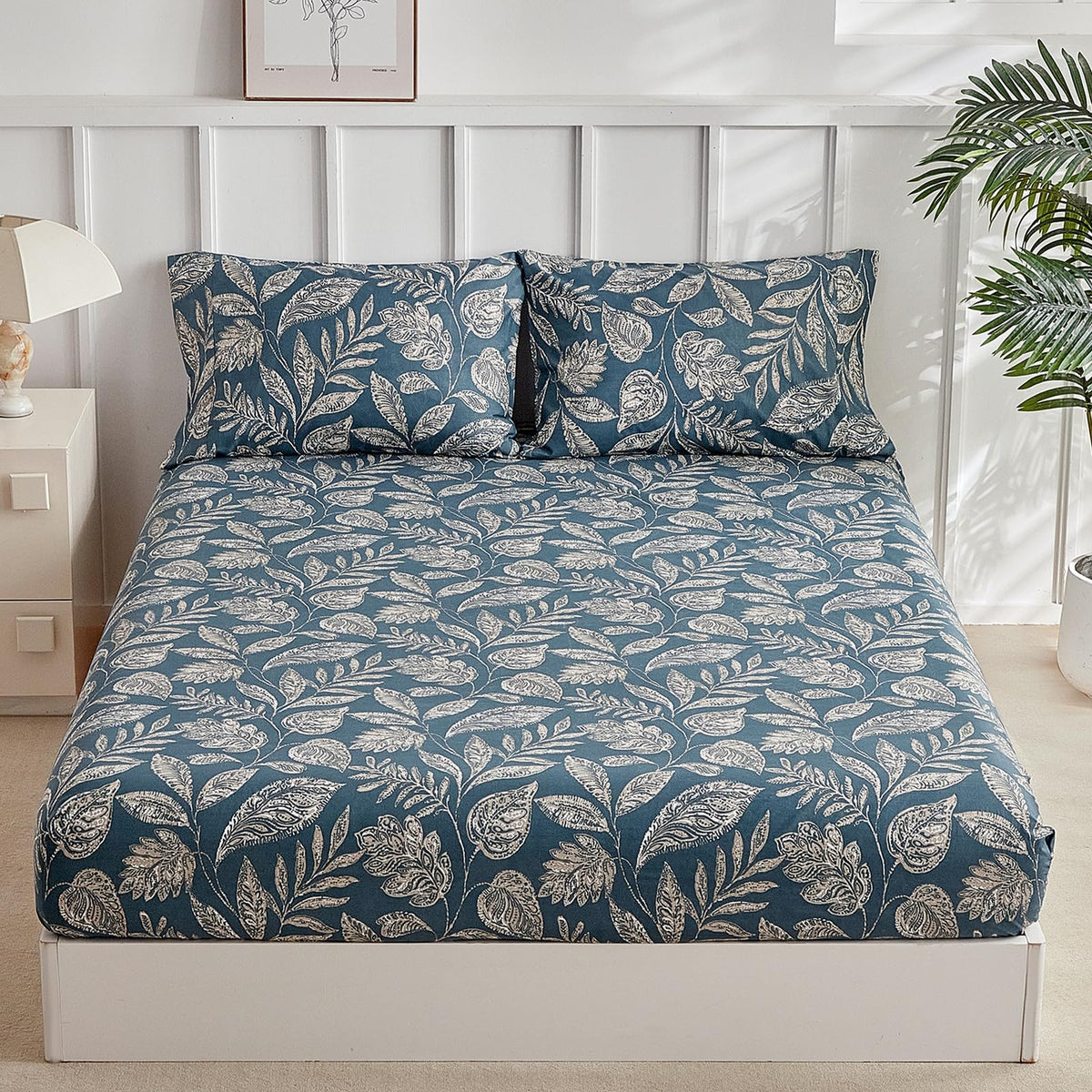 Tokokimo Queen Size Fitted Sheet with 2 Pillowcases, White & Floral Print