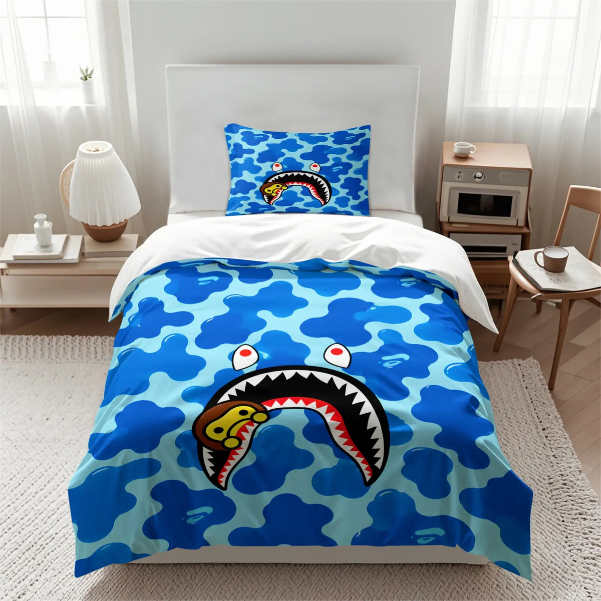 Ape Red & Black Camo Shark Mouth Cartoon Monkey Print Duvet Cover Set, 1 Duvet and 1-2 Pillowcases, Street Trendy Style Comfortable Easy Care Bedding, Ideal for Teen Hypebeast Bedroom Dorm Gaming Room Decor