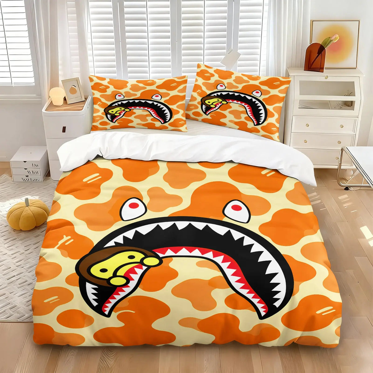 Ape Red & Black Camo Shark Mouth Cartoon Monkey Print Duvet Cover Set, 1 Duvet and 1-2 Pillowcases, Street Trendy Style Comfortable Easy Care Bedding, Ideal for Teen Hypebeast Bedroom Dorm Gaming Room Decor