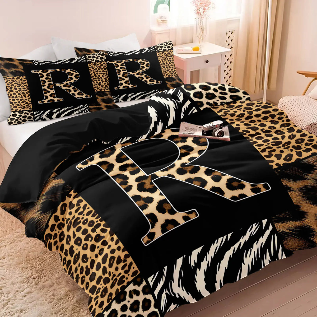 Leopard Zebra Print Letter M Decorative Duvet Cover Set (1 Duvet Cover + 1-2 Pillowcases), Soft Skin Friendly Breathable All Season Bed Linen, Animal Patchwork Letter M HD Vivid Printed Bedding Set, Edgy Modern Bedroom & Dorm Home Decor, Soft Bedding Sets