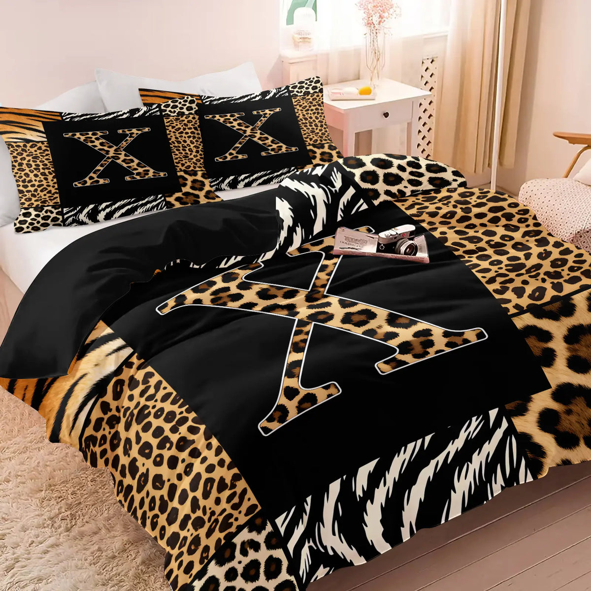 Leopard Zebra Print Letter M Decorative Duvet Cover Set (1 Duvet Cover + 1-2 Pillowcases), Soft Skin Friendly Breathable All Season Bed Linen, Animal Patchwork Letter M HD Vivid Printed Bedding Set, Edgy Modern Bedroom & Dorm Home Decor, Soft Bedding Sets