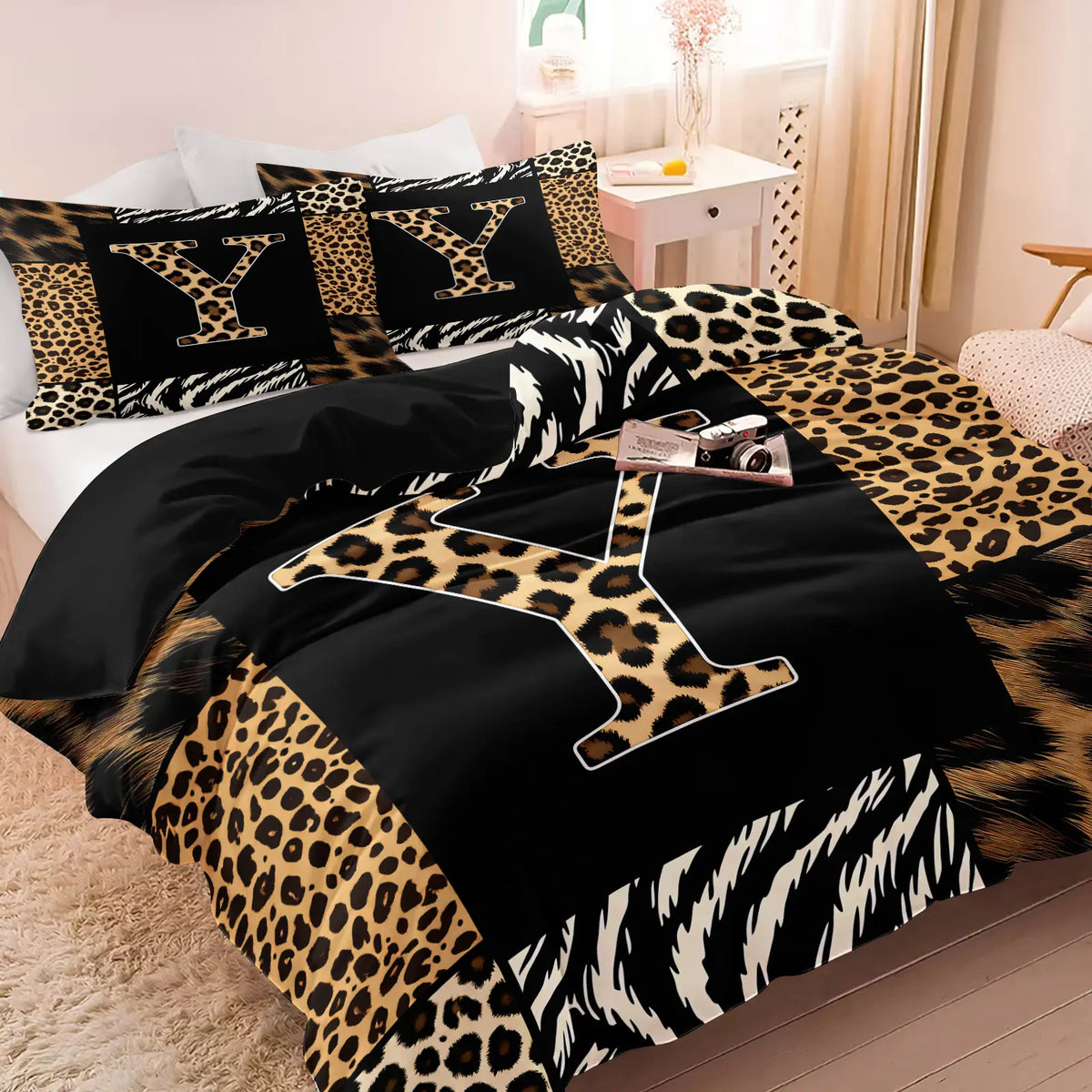 Leopard Zebra Print Letter M Decorative Duvet Cover Set (1 Duvet Cover + 1-2 Pillowcases), Soft Skin Friendly Breathable All Season Bed Linen, Animal Patchwork Letter M HD Vivid Printed Bedding Set, Edgy Modern Bedroom & Dorm Home Decor, Soft Bedding Sets