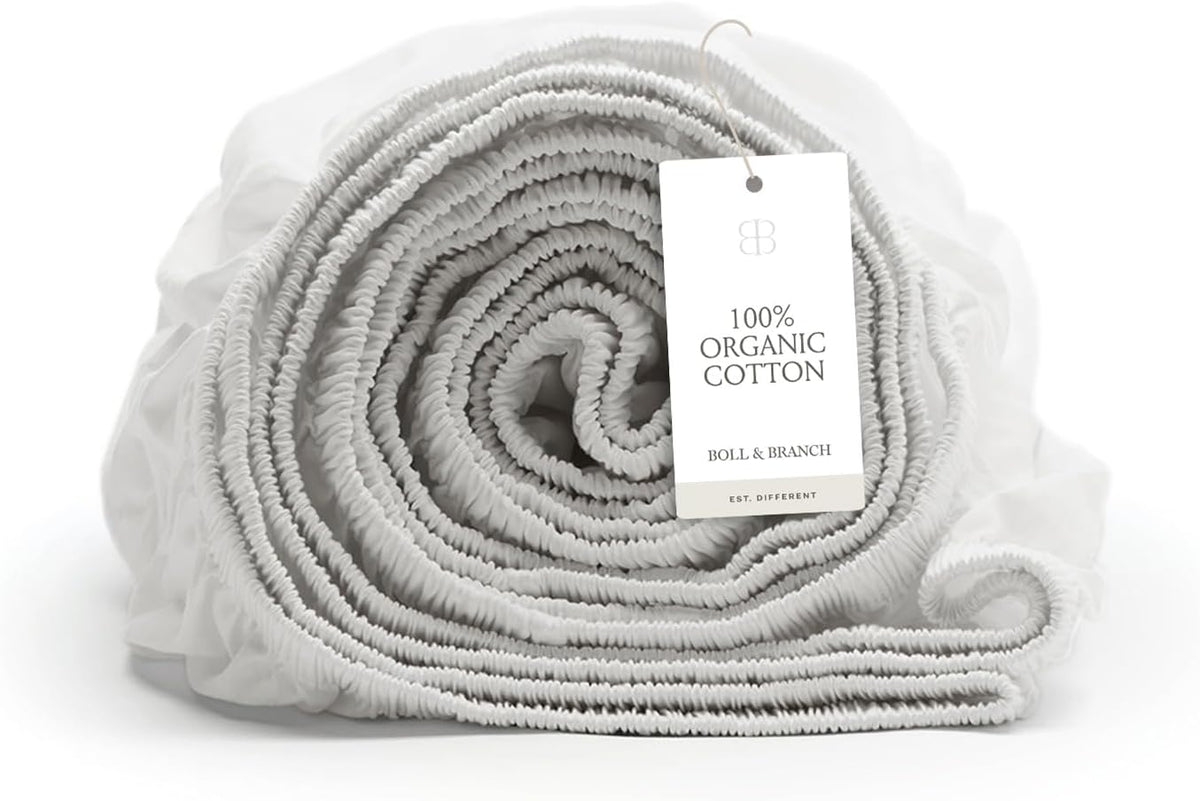 BOLL & BRANCH Signature Hemmed Fitted Sheet, Queen, White