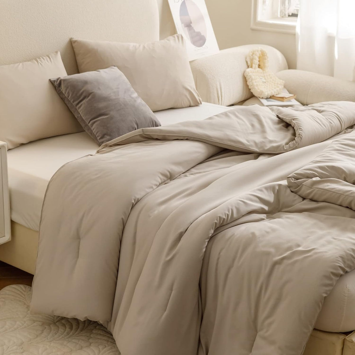 ROSGONIA Queen Comforter Set Taupe Brown, 3pcs(1 Boho Tan Comforter & 2 Pillowcases) All Season Soft Bedding Lightweight Bedspread Blanket Quilt