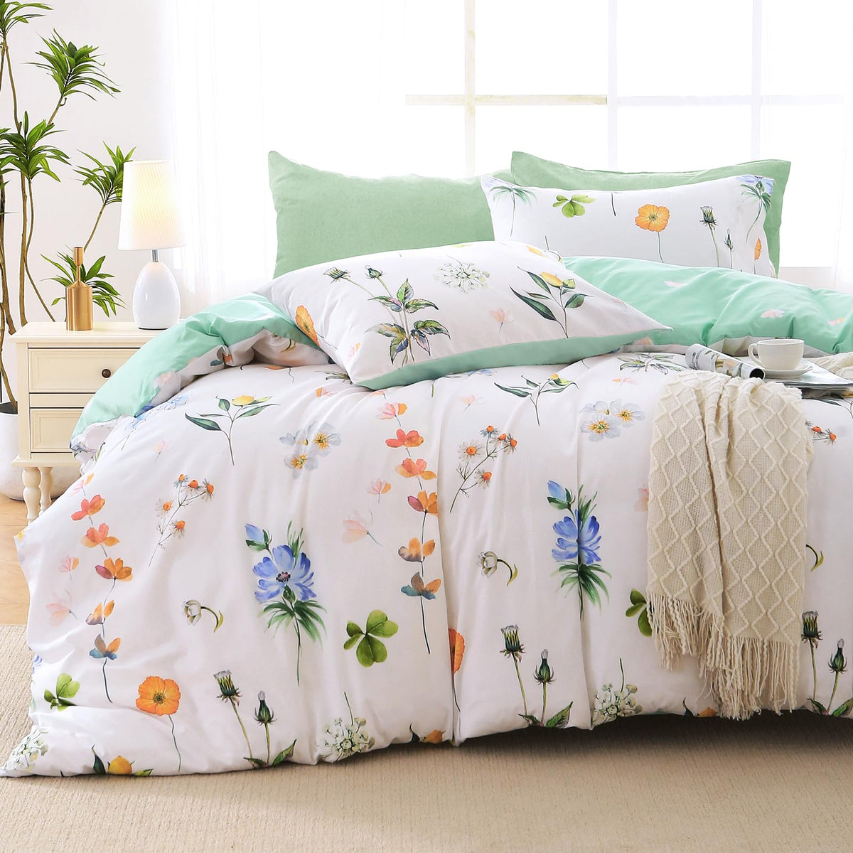 MUXHOMO Beige Full Comforter Set, Elegant Floral Print Bed in a Bag 7 Pieces, Ultra Soft & Breathable Reversible Botanical Pattern Bedding Set with Comforter, Sheets, Pillowcases, and Shams