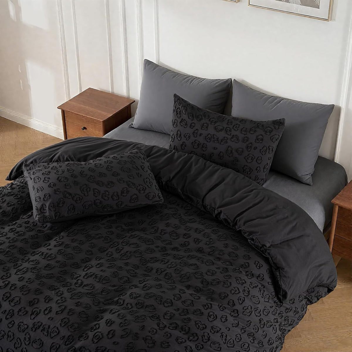 Tufted Black Leopard Duvet Cover King Size, 2 Pillow Shams, No Comforter