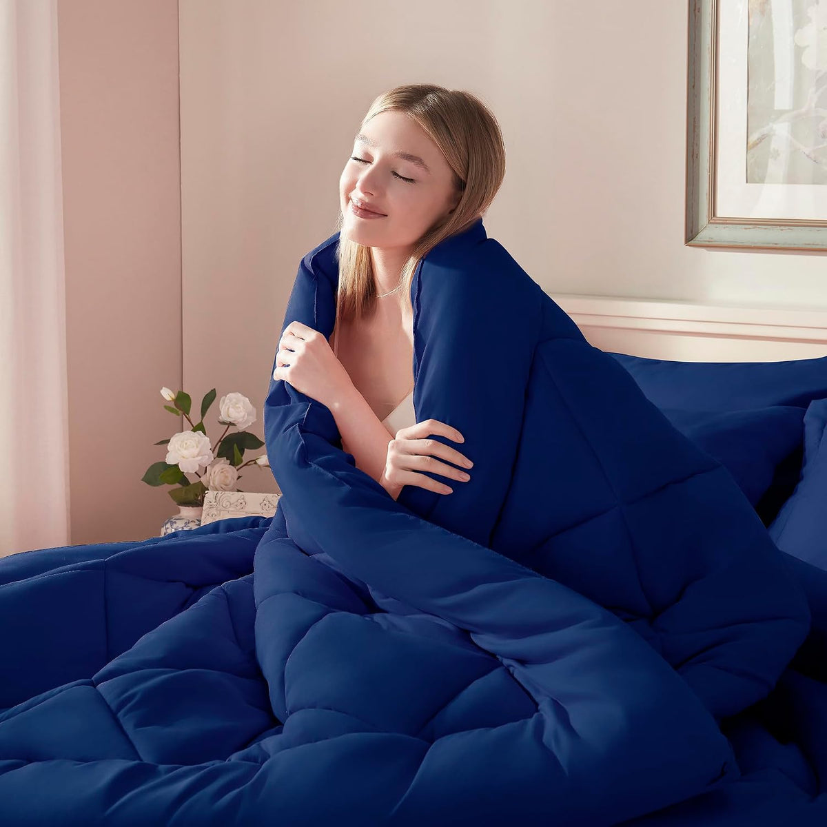 ELNIDO QUEEN® Queen Comforter Set Navy - 7 Pieces Bed in a Bag Queen Size, Bed Set All Seasons, Ultra Soft Dark Blue Bedding Sets with Comforter, Flat Sheet, Fitted Sheet, Pillowcases and Pillow Shams