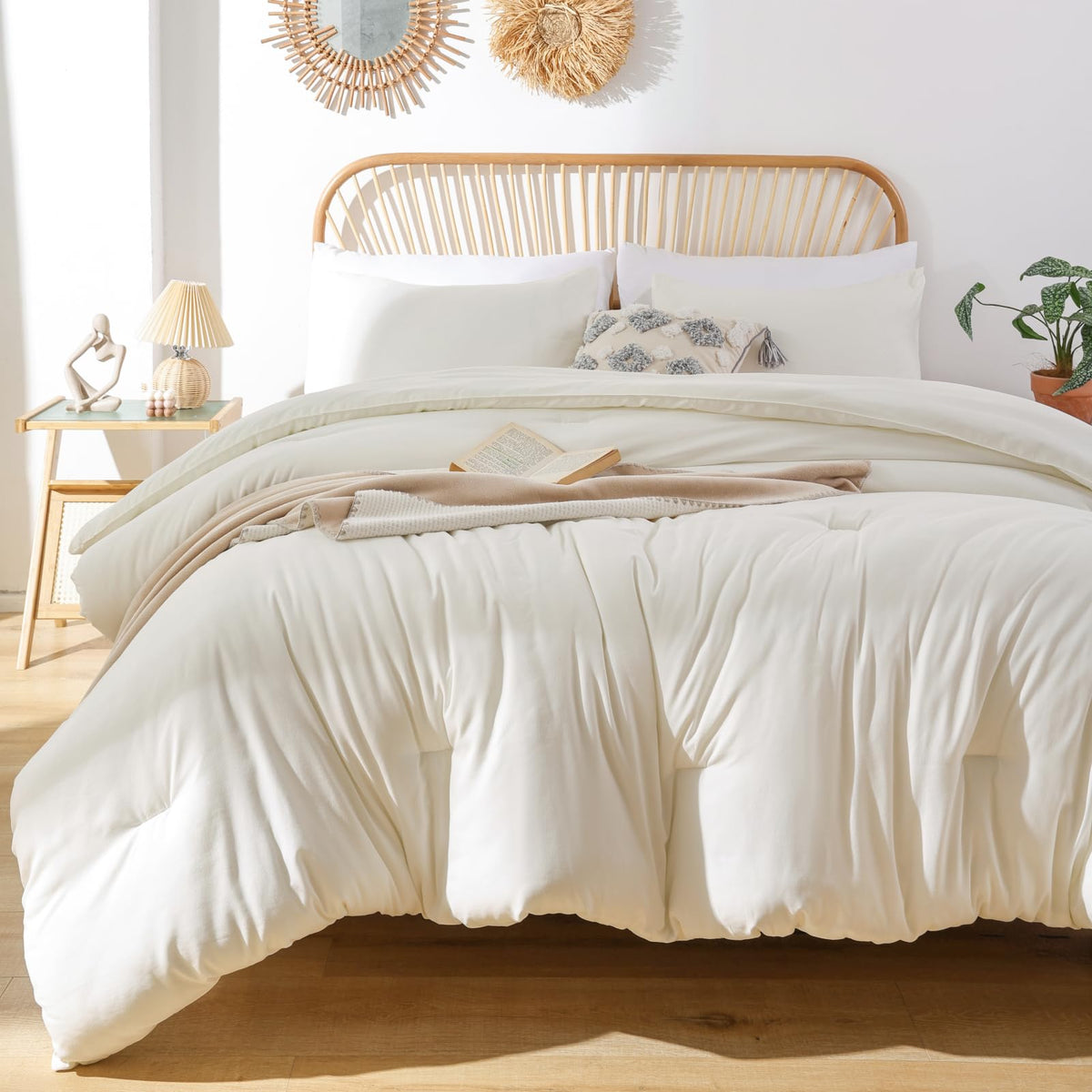ROSGONIA Queen Comforter Set Oatmeal, 3pcs(1 Boho Oatmeal Comforter & 2 Pillowcases) All Season Soft Bedding Lightweight Bedspread Blanket Quilt