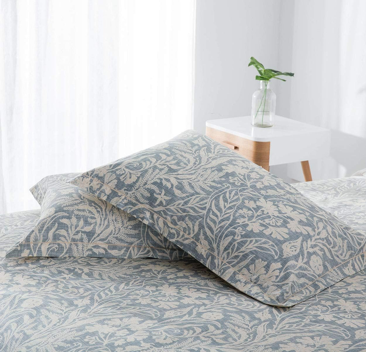SLEEPBELLA Duvet Cover King Size, 600 Thread Count Cotton Beige & Bluish Grey Printed with Luxurious Leaves Pattern Reversible Botanical Comforter Cover Sets, Bedding Set 3Pcs (King, Beige Paisley)
