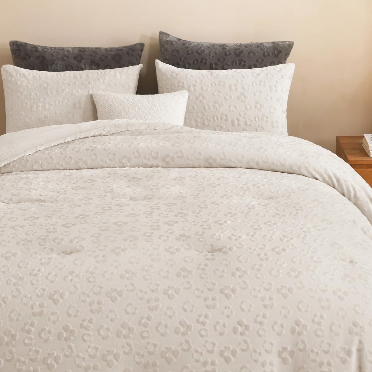 Andency Fluffy King Comforter Set Beige, Cheetah Print Bedding 3 Pieces