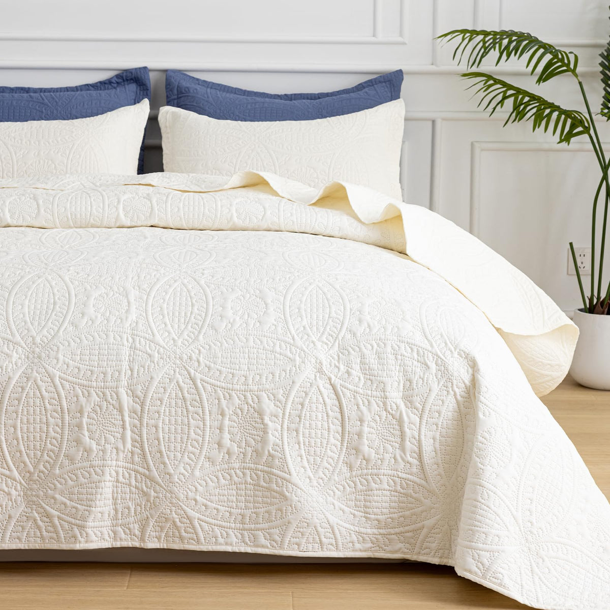SheRest Queen Quilt Bedding Set - Grayish Blue Soft Breathable Bed Quilts, Modern Style Embossed Bedspreads, Lightweight Microfiber Coverlet for All Seasons-3 Pieces (1 Quilt,2 Pillow Shams)