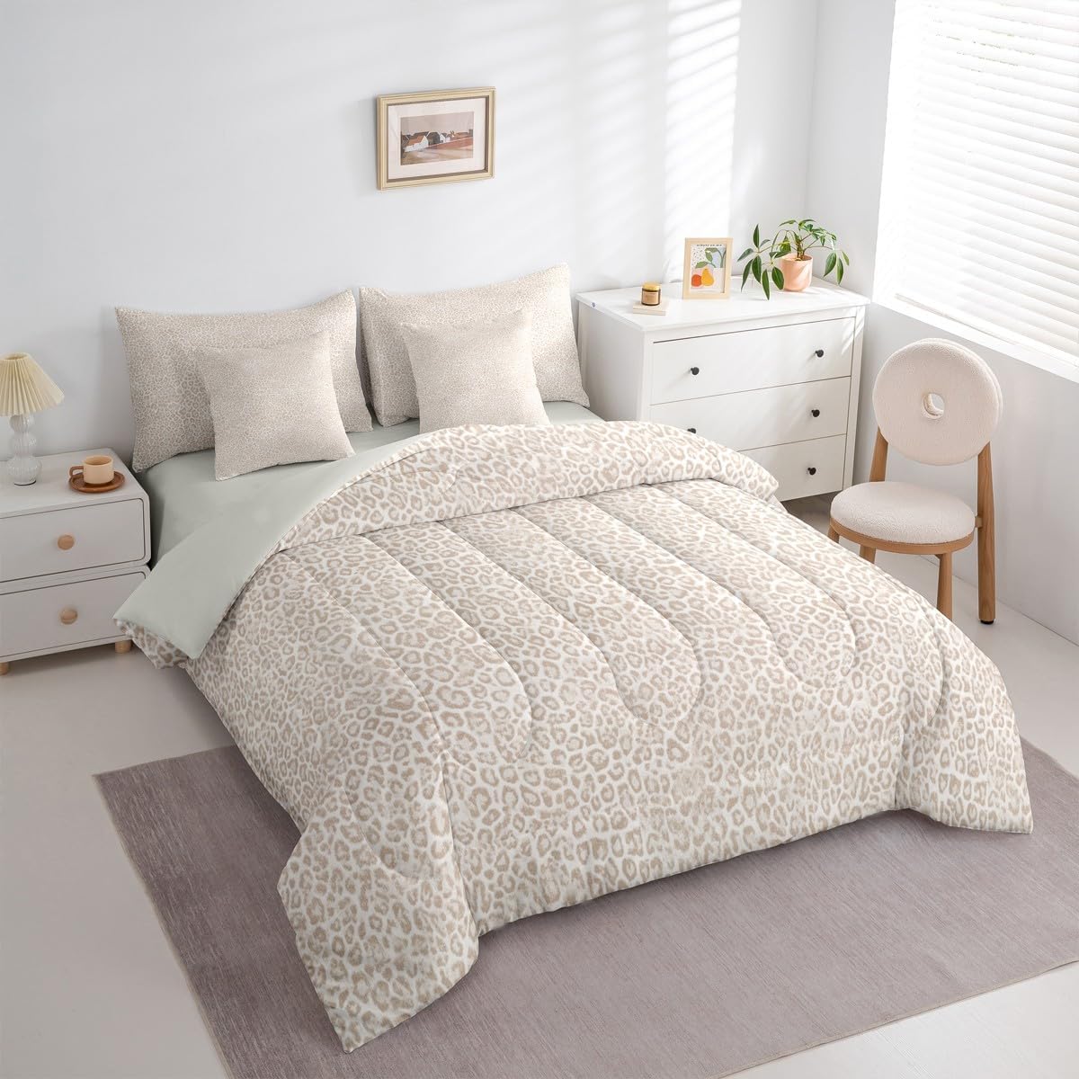 jejeloiu Leopard Print Comforter Set with Sheets 7 Piece Queen Size Cheetah Print Bedding Set for Kids Boys Girls Beige Bed in a Bag Modern Art Room Decor Soft Lightweight Microfiber