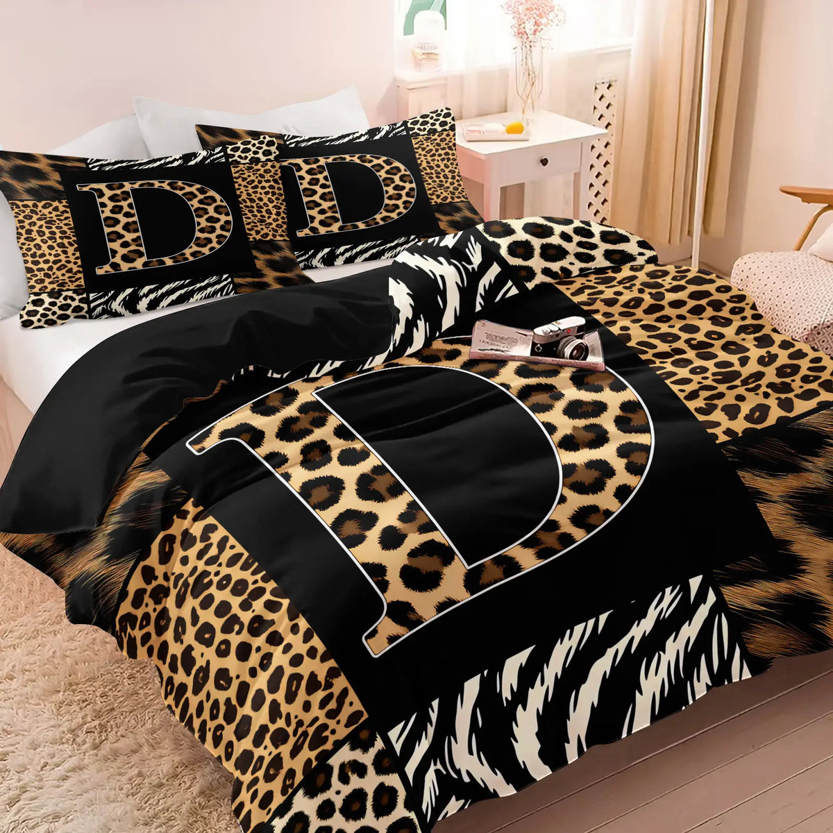 Leopard Zebra Print Letter M Decorative Duvet Cover Set (1 Duvet Cover + 1-2 Pillowcases), Soft Skin Friendly Breathable All Season Bed Linen, Animal Patchwork Letter M HD Vivid Printed Bedding Set, Edgy Modern Bedroom & Dorm Home Decor, Soft Bedding Sets