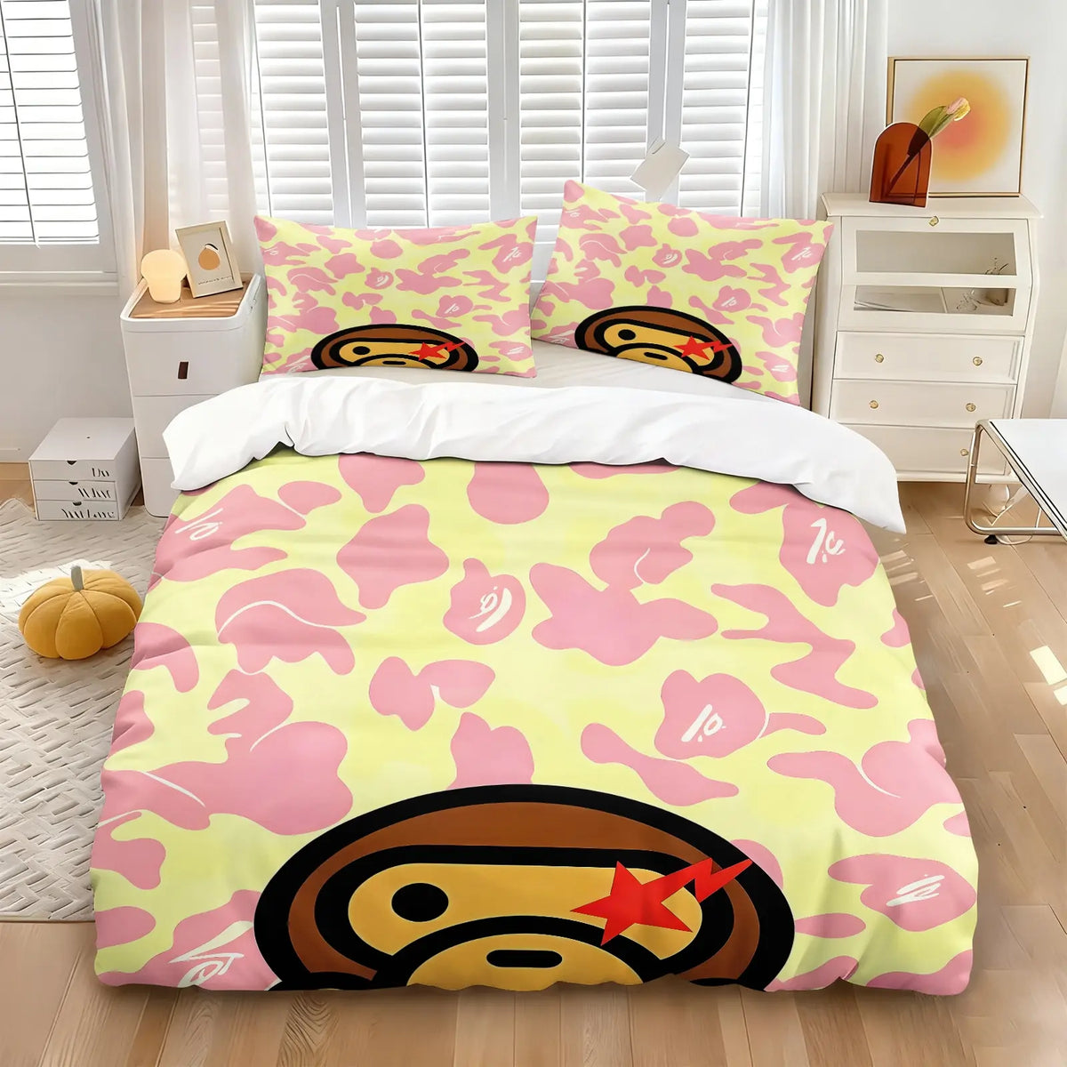 Streetwear Grey Camo Ape Head Duvet Cover Set (1 Duvet Cover + 1-2 Pillowcases), Soft Breathable Bed Linen, Cartoon Monkey Red Star Camouflage HD Digital Printed Vivid Pattern, Trendy Cool Aesthetic Bedroom Decor for All Season Use Camouflage Bedding Set