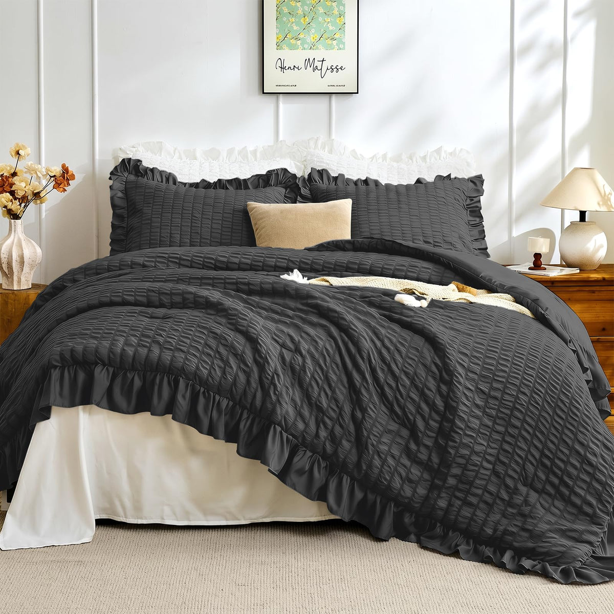 JOLLYVOGUE Ivory Comforter Full Size, 3 Pieces Seersucker Lightweight Full Size Bedding, All Season Fluffy Microfiber Bedding Comforter Set with 1 Ruffle Comforter and 2 Ruffle Pillowshams