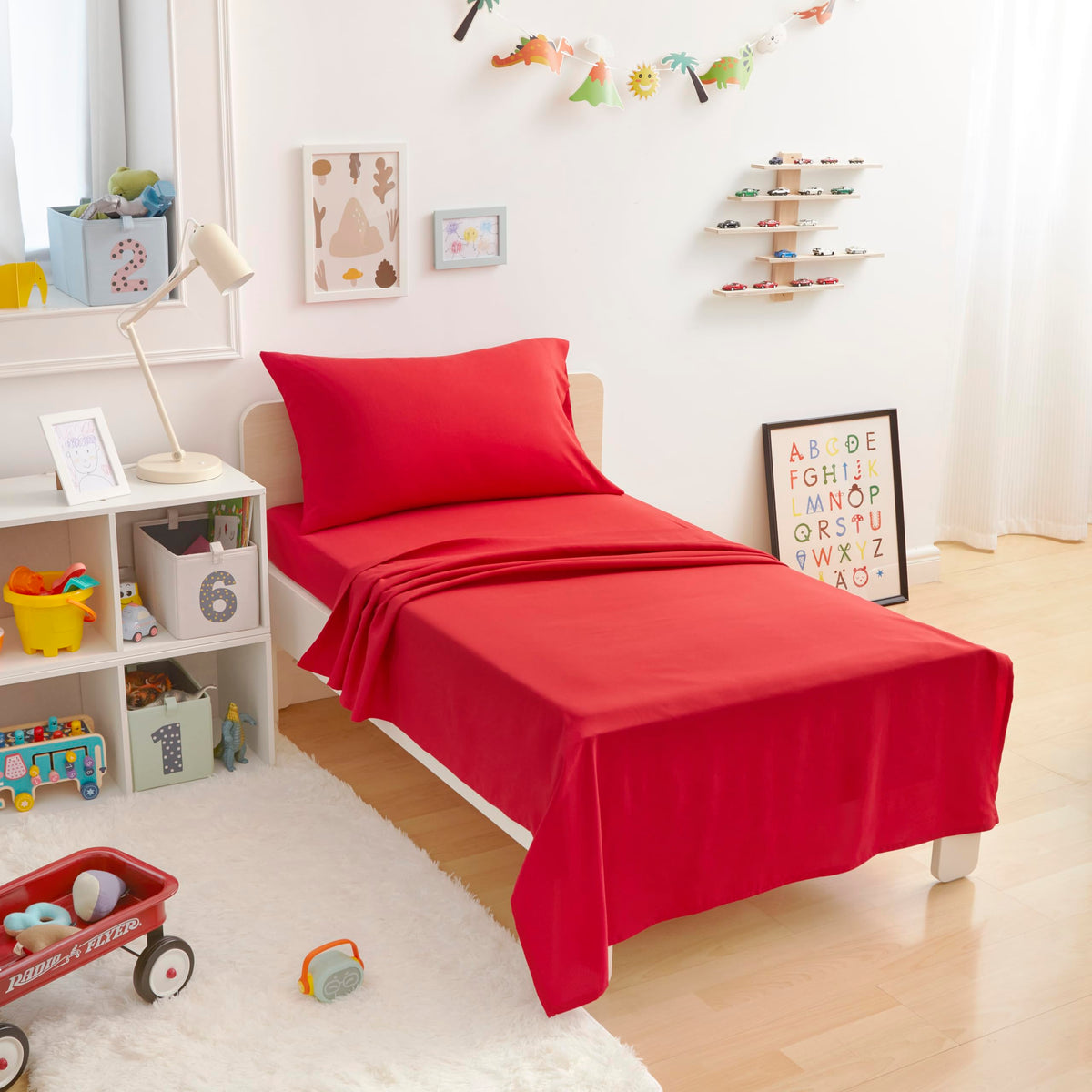 Amazon Basics Kid's Soft, Breathable, Machine Washable Microfiber 3-Piece Sheet Set with Pillowcase, Twin, Red, Solid