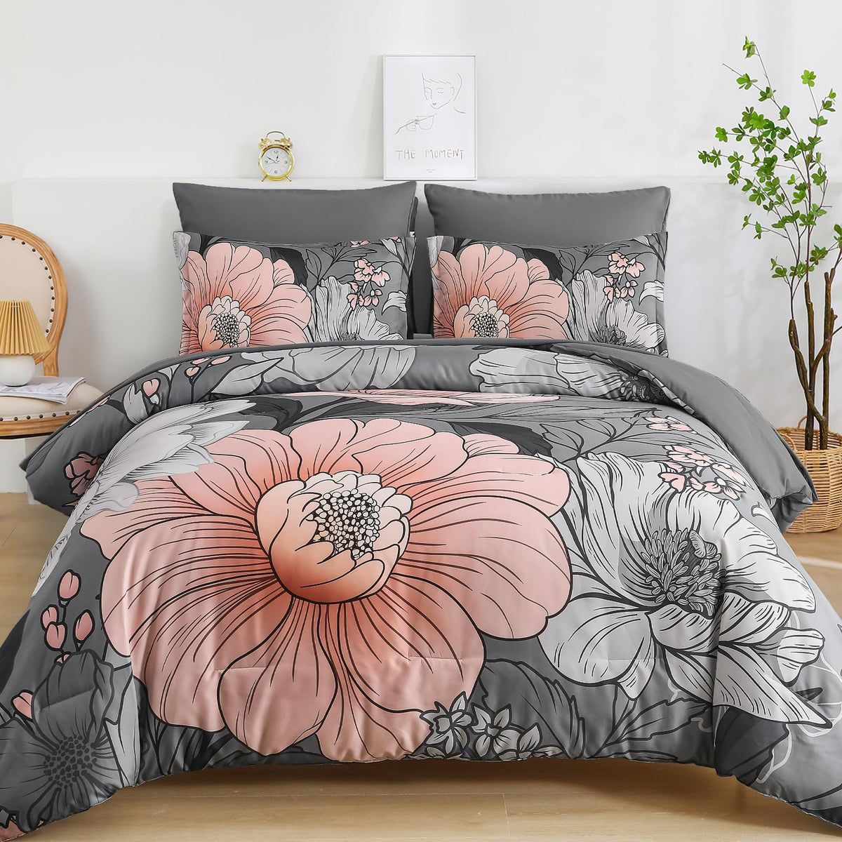 Xruibed Black Comforter Set King Size 7 Pieces Leaf Bed in a Bag Set