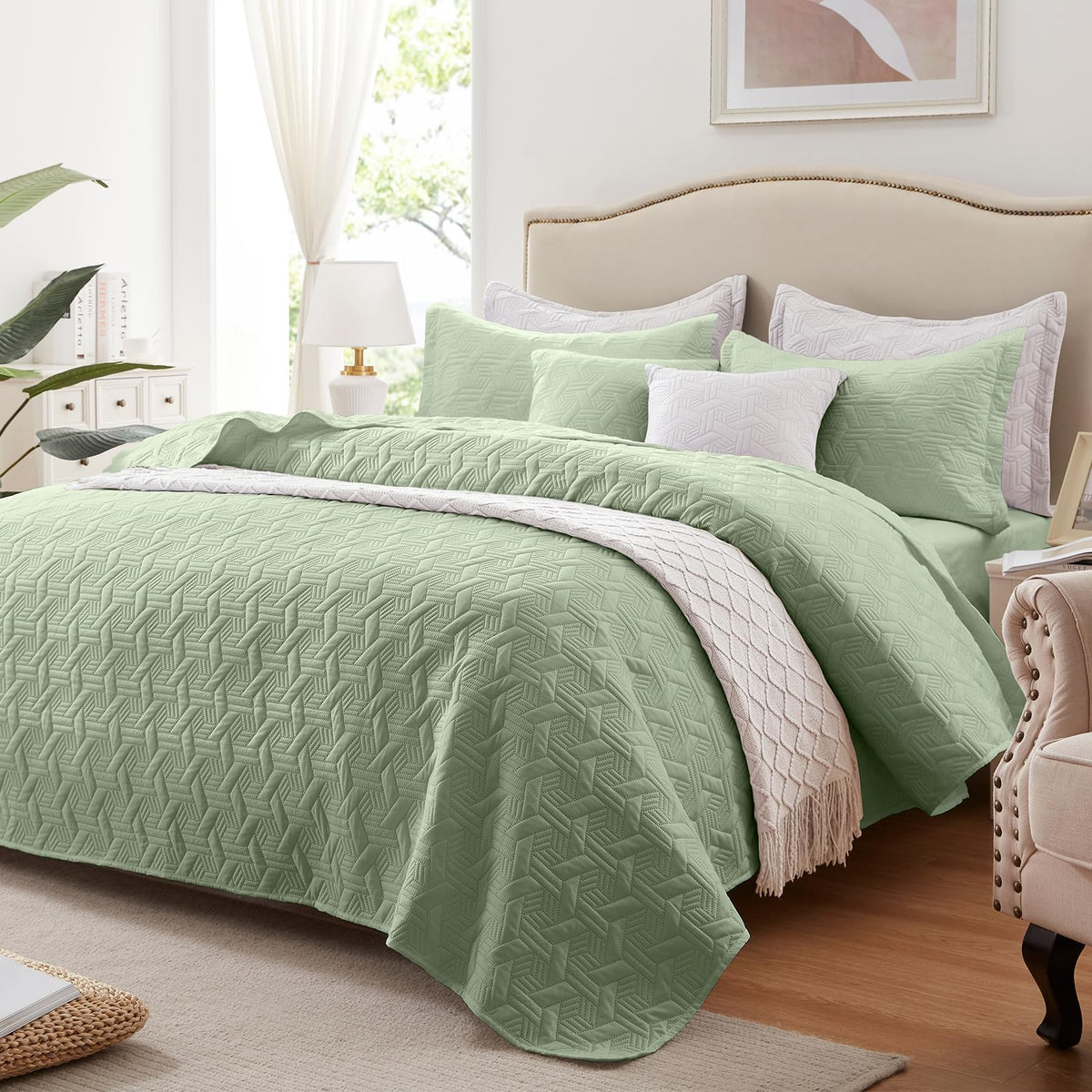 LEAONME Full/Queen Quilt Set 3 Pieces, Lightweight Burnt Orange/Rust Bedspread-90''x98'', Soft Microfiber Summer Quilt, Luxurious Warm Coverlet Set for All Seasons (Includes 1 Quilt, 2 Shams)