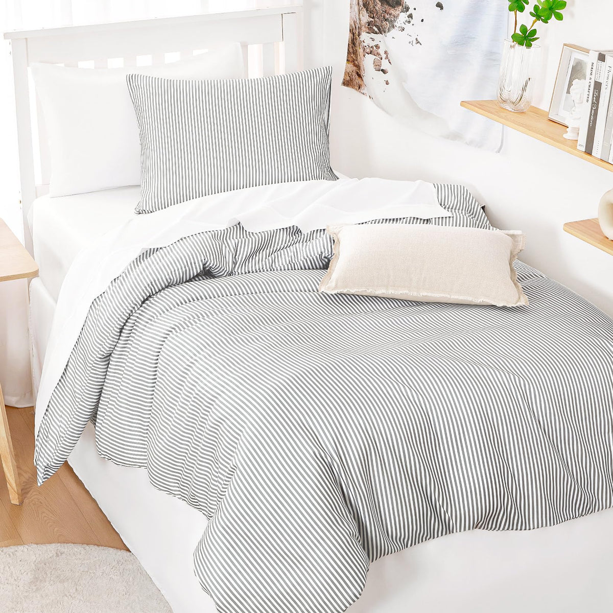 Wake In Cloud - Striped Comforter Set, Ticking Stripe Vertical Pinstripe Neutral Farmhouse Pattern Printed, Soft Lightweight Bedding, 3 Pieces, Olive Green White, King Size