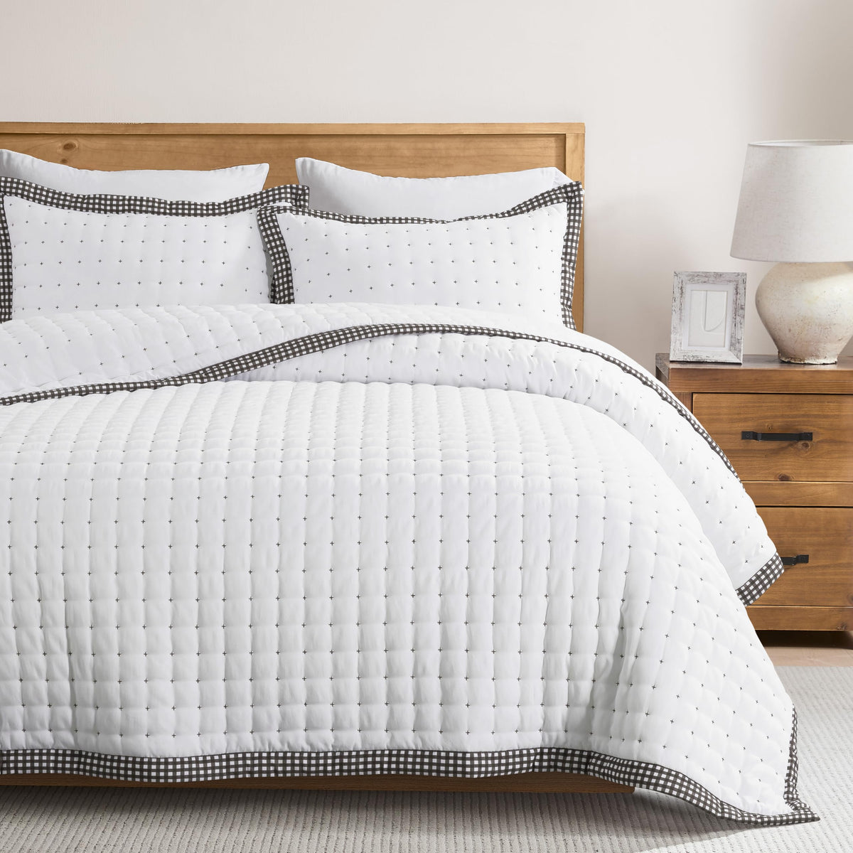 WDCOZY Cloud Soft Quilt Set, King Size, Beige, 3 Pieces 104x90 inches