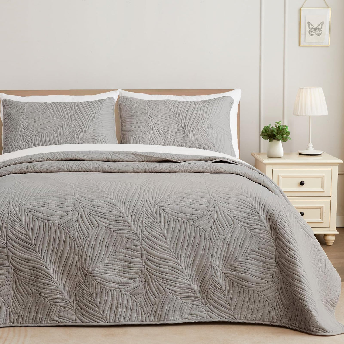Exclusivo Mezcla Lightweight Full Queen Quilt Bedding Set, Soft Microfiber