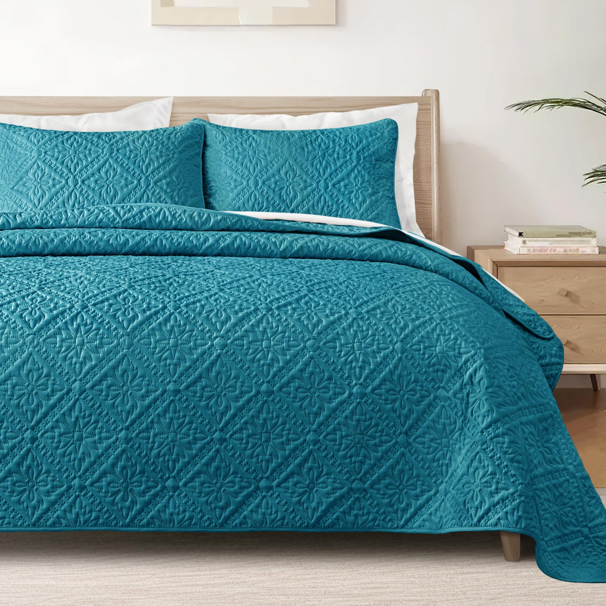 Exclusivo Mezcla Full Queen Quilt Set, Beige Cream