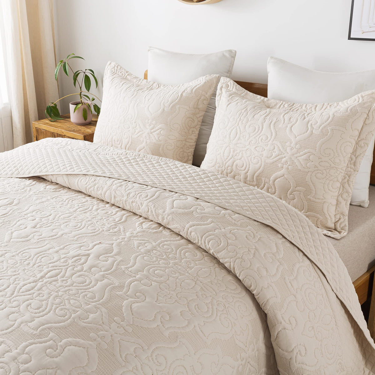 Travan 3-Piece Quilt Set Quilted Bedspread Lightweight Coverlet Set Garden Style Floral Printed Oversized Quilted Bedding Set with Shams for All Season, Exquisite, Queen Size