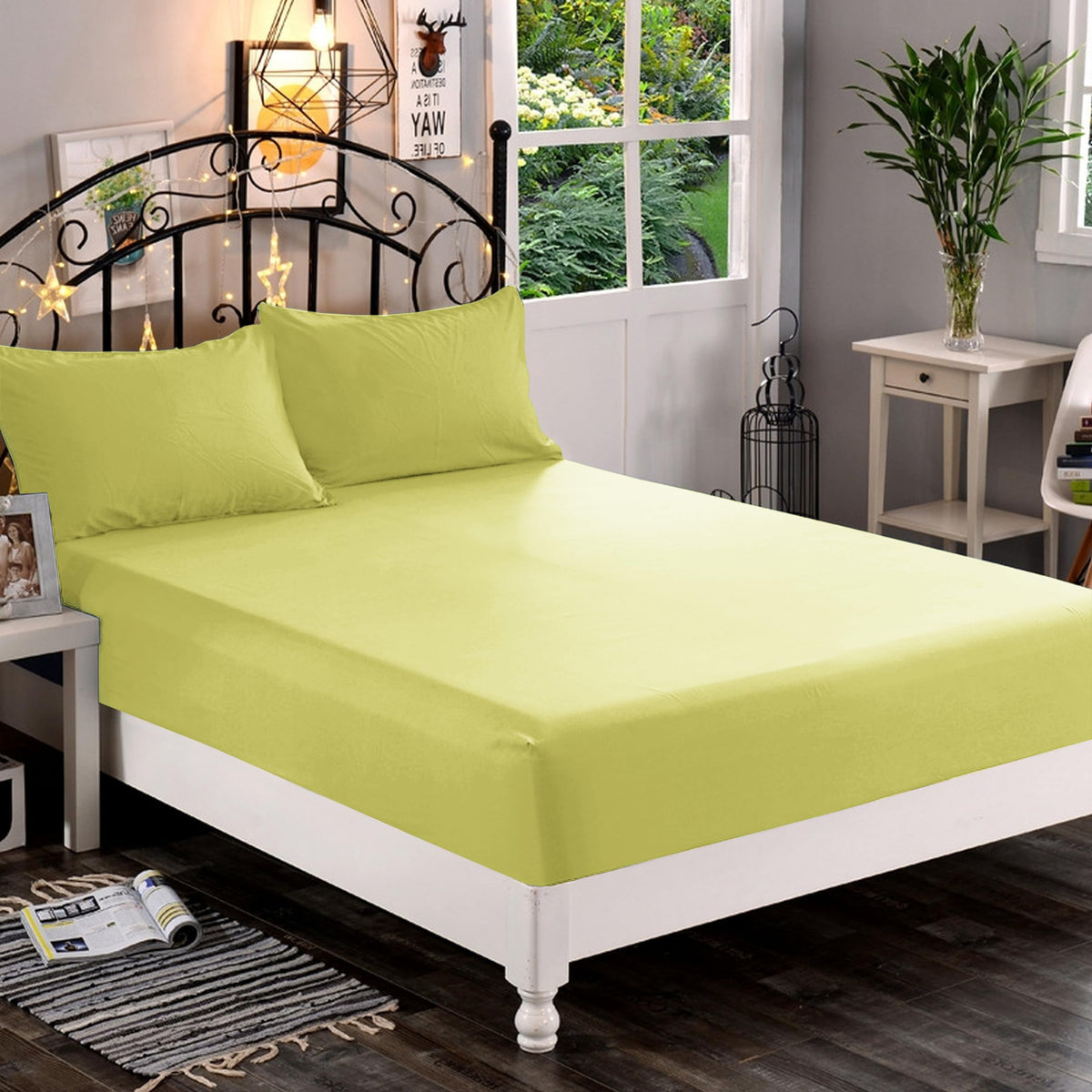 Premium Hotel Quality 1-Piece Fitted Sheet, Luxury & Softest 1500 Premier Hotel Quality Bedding Fitted Sheet Deep Pocket up to 16inch, Wrinkle and Fade Resistant, Queen, White