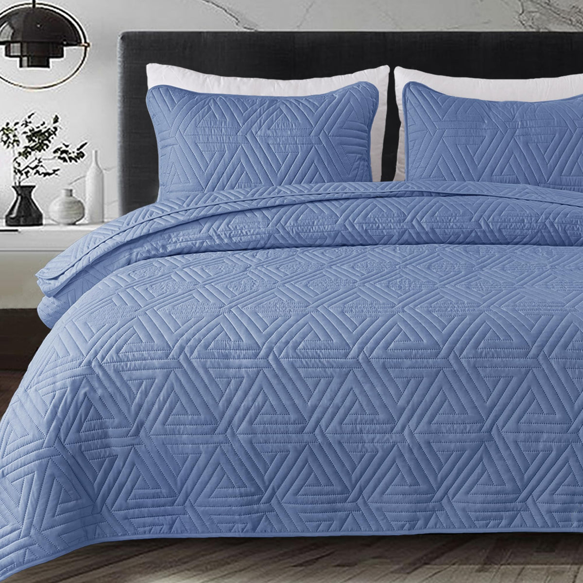 Whale Flotilla Soft Geometric Twin Quilt Set for All Seasons, Orange