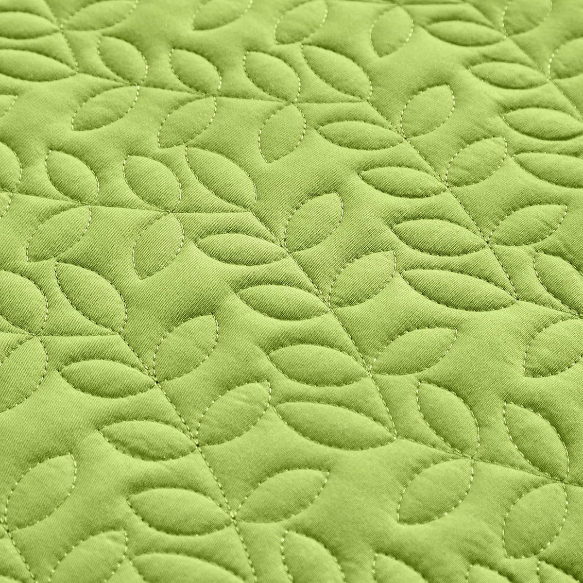Ruffled Quilt Set King Size 96 * 108in - 3 Pieces Solid Shabby Chic Farmhouse Ruffle Bedding Rustic Coverlet & Sets Lightweight Fluffy Summer Oversized Bedspread with Shams for Women Men - Green