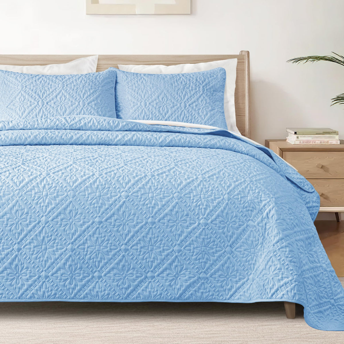 Exclusivo Mezcla Full Queen Quilt Set, Beige Cream