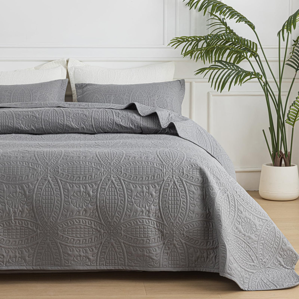 SheRest Queen Quilt Bedding Set - Grayish Blue Soft Breathable Bed Quilts, Modern Style Embossed Bedspreads, Lightweight Microfiber Coverlet for All Seasons-3 Pieces (1 Quilt,2 Pillow Shams)