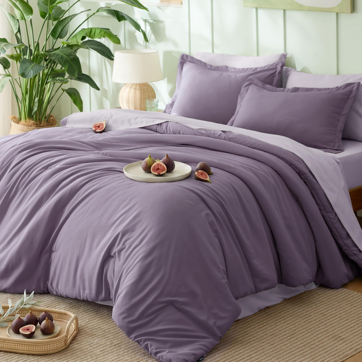 Bedsure Queen Bed in a Bag, Sage Green Comforter Set Contrasting 7 Pieces