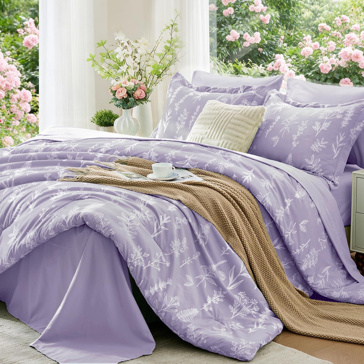 MUXHOMO Beige Full Comforter Set, Elegant Floral Print Bed in a Bag 7 Pieces, Ultra Soft & Breathable Reversible Botanical Pattern Bedding Set with Comforter, Sheets, Pillowcases, and Shams