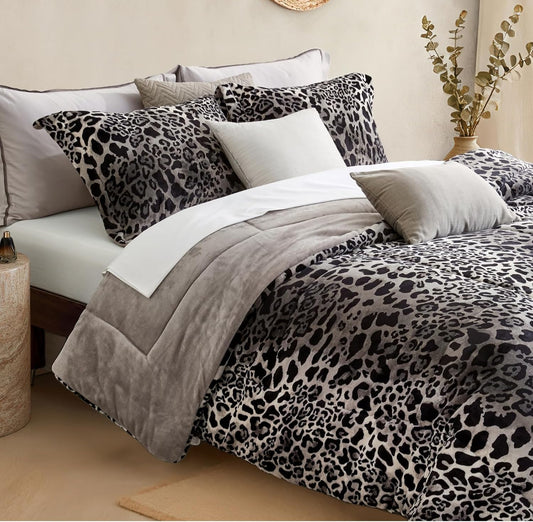 Petrichor Leopard Velvet Flannel Queen Comforter Set-Cheetah Print Western Blanket,Luxury Fuzzy Heavy Bedding Set, 3 Pieces Plush Winter Bed Set with Comforter (90"x90") & 2 Pillow Shams (20"x26")