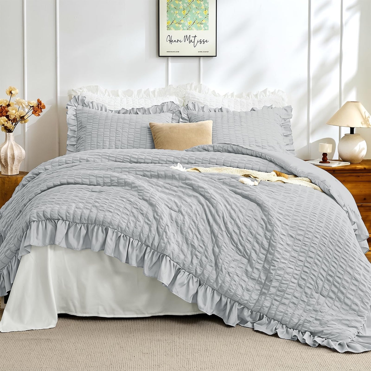 JOLLYVOGUE Ivory Comforter Full Size, 3 Pieces Seersucker Lightweight Full Size Bedding, All Season Fluffy Microfiber Bedding Comforter Set with 1 Ruffle Comforter and 2 Ruffle Pillowshams