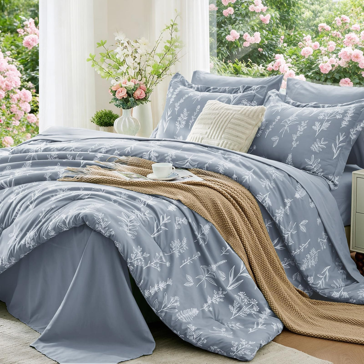 MUXHOMO Beige Full Comforter Set, Elegant Floral Print Bed in a Bag 7 Pieces, Ultra Soft & Breathable Reversible Botanical Pattern Bedding Set with Comforter, Sheets, Pillowcases, and Shams