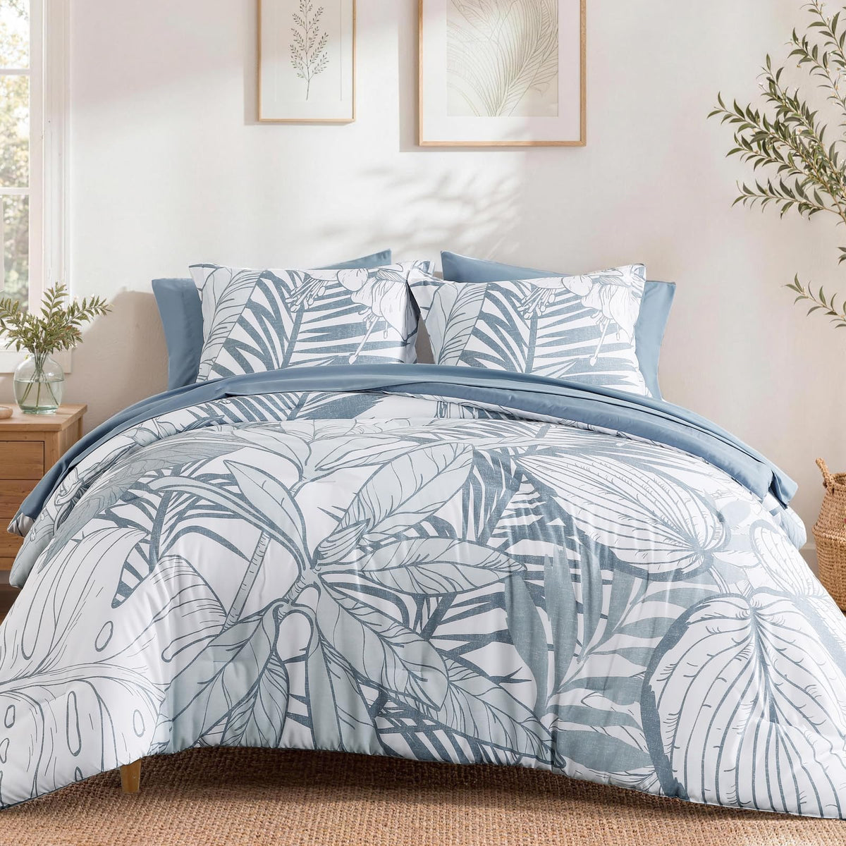 Queen Comforter Set - 7 Pieces Soft Floral Bed in a Bag Queen Bedding Sets