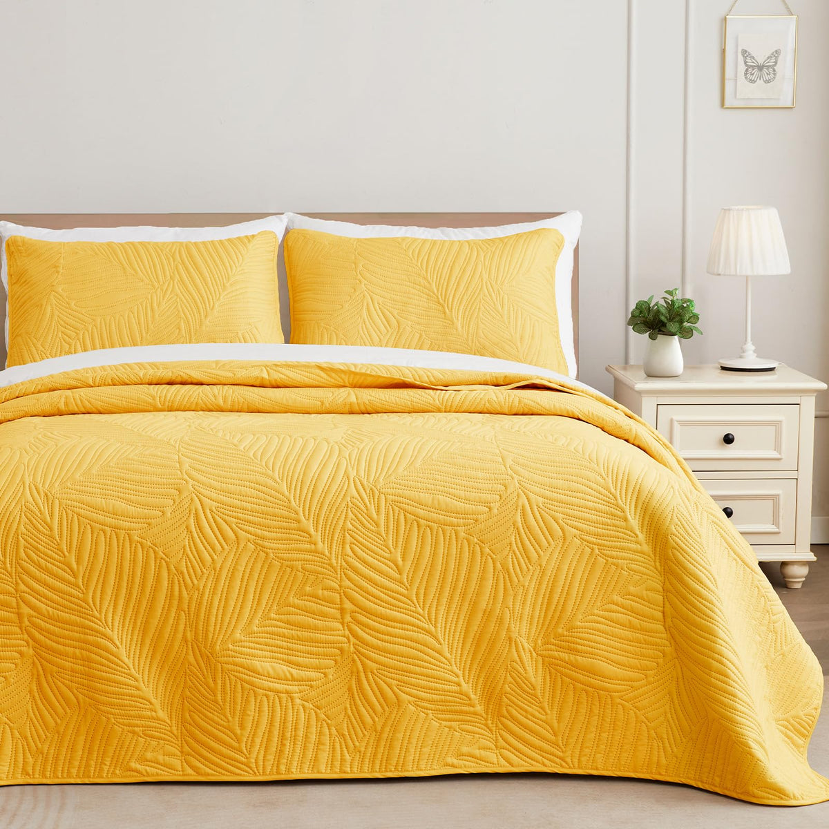 Exclusivo Mezcla Lightweight Full Queen Quilt Bedding Set, Soft Microfiber