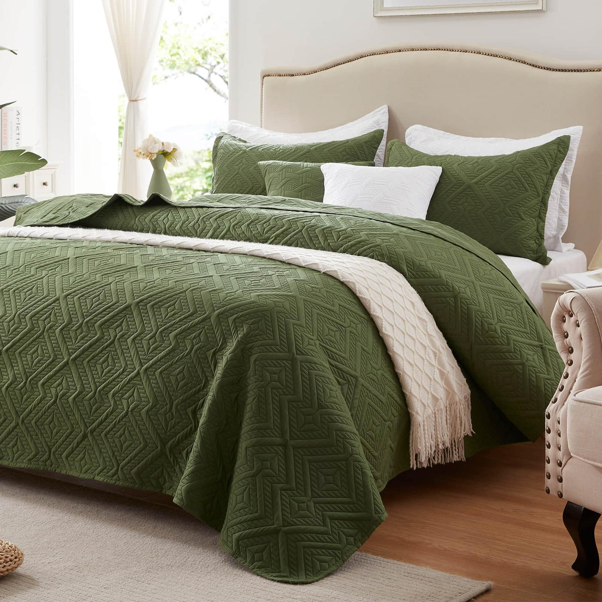 LEAONME Full/Queen Quilt Set 3 Pieces, Lightweight Burnt Orange/Rust Bedspread-90''x98'', Soft Microfiber Summer Quilt, Luxurious Warm Coverlet Set for All Seasons (Includes 1 Quilt, 2 Shams)