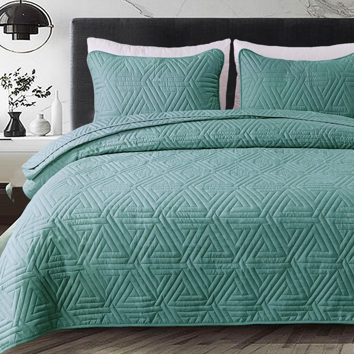 Whale Flotilla Soft Geometric Twin Quilt Set for All Seasons, Orange