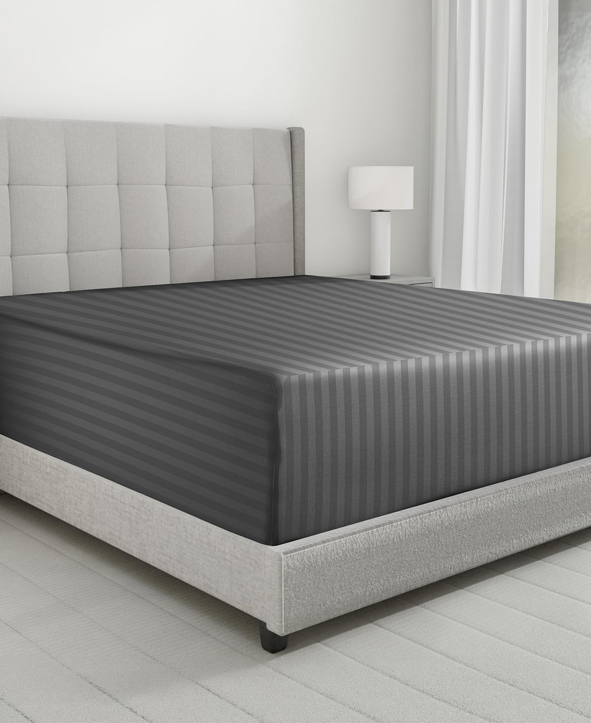 California Design Den Luxury 600 Thread Count King Size Fitted Sheet, White