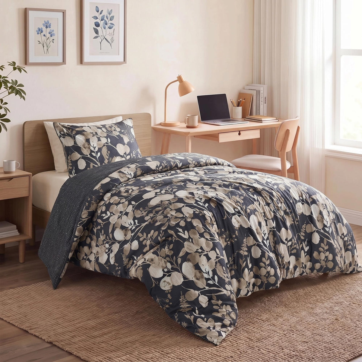 Lightweight Seersucker Botanical Comforter Set King Size, 3 Pieces Reversible Design with Striped Print, Premium Microfiber Bedding Set, Comforter and Sham Set, Green