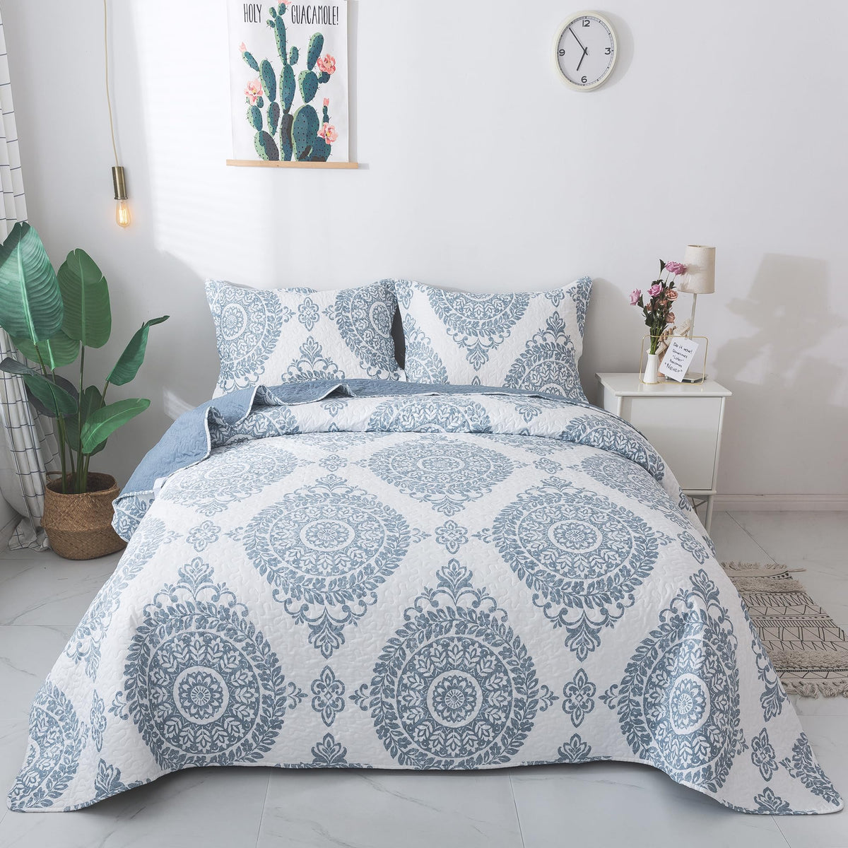 Travan 3-Piece Quilt Set Quilted Bedspread Lightweight Coverlet Set Garden Style Floral Printed Oversized Quilted Bedding Set with Shams for All Season, Exquisite, Queen Size