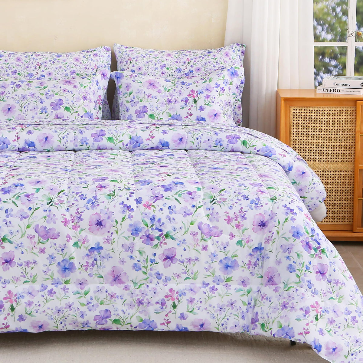 lasoftan Floral Queen Comforter Set with Sheets, 7 piece Luxury Vintage Bedding, Soft Microfiber Bed in a Bag, Cozy Lightweight Bed Set, Damask Boho Flower