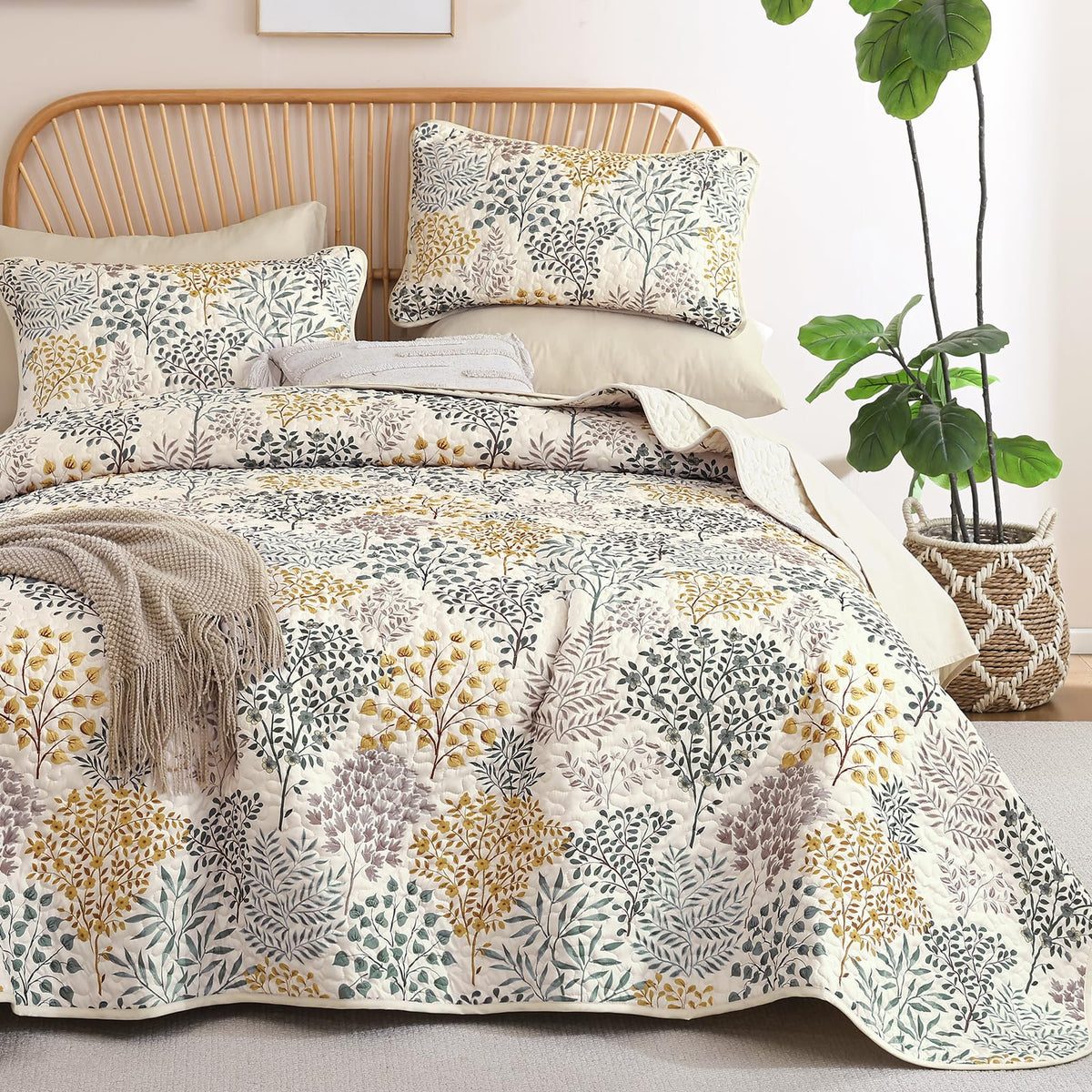 WONGS BEDDING Floral Quilt Set King, 3 Pcs Navy Blue Bedspread Coverlet