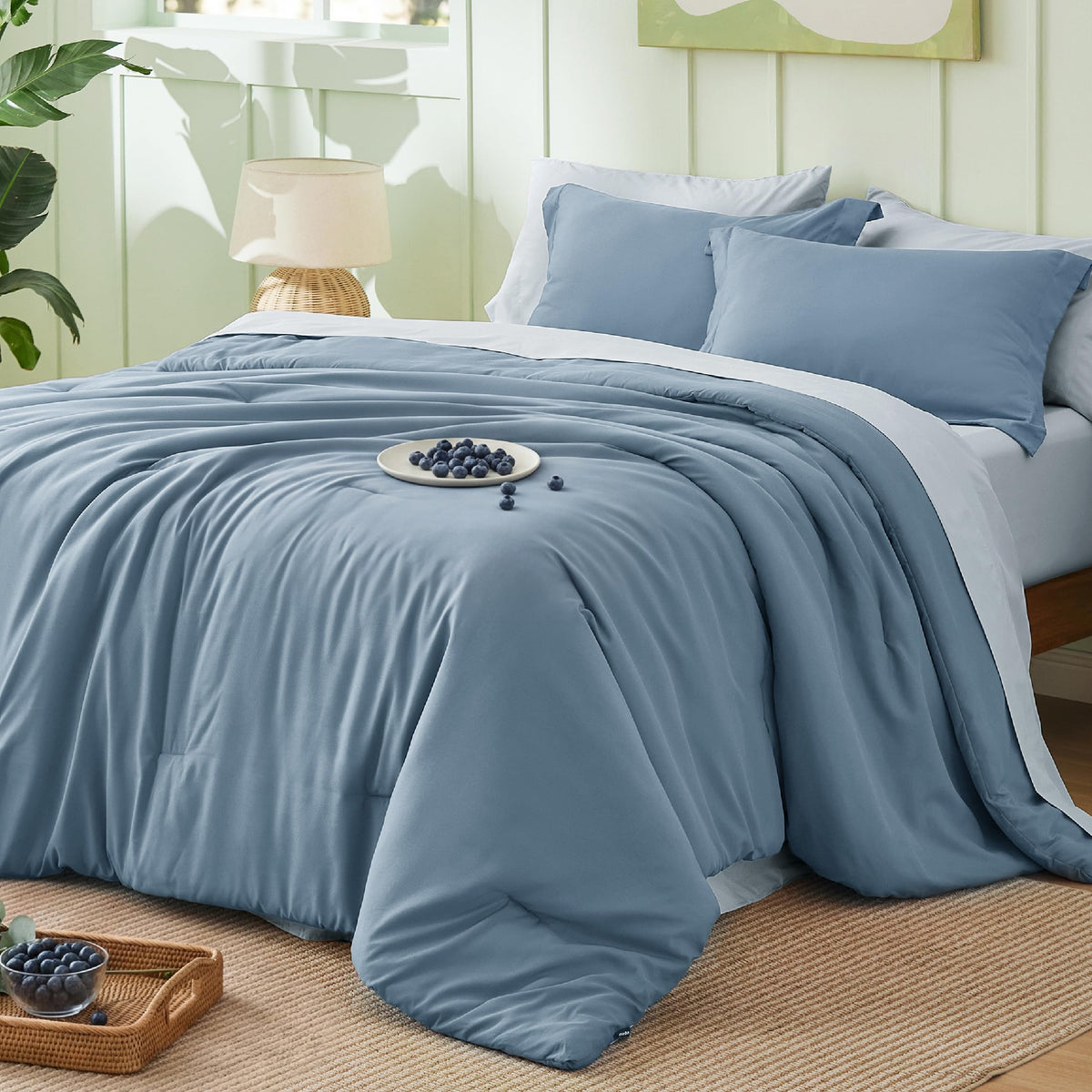 Bedsure Queen Bed in a Bag, Sage Green Comforter Set Contrasting 7 Pieces